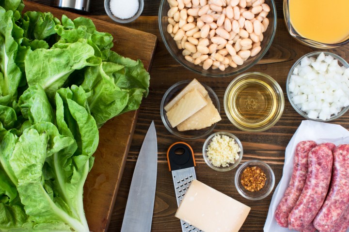 miz-for-organic-escarole-italian-sausage-and-cannellini-bean-soup-0146-2