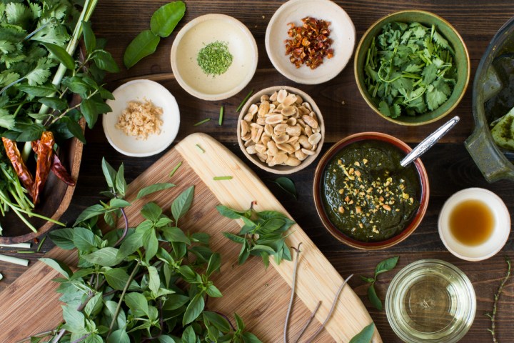 Miz for Thai basil pesto lr-9911