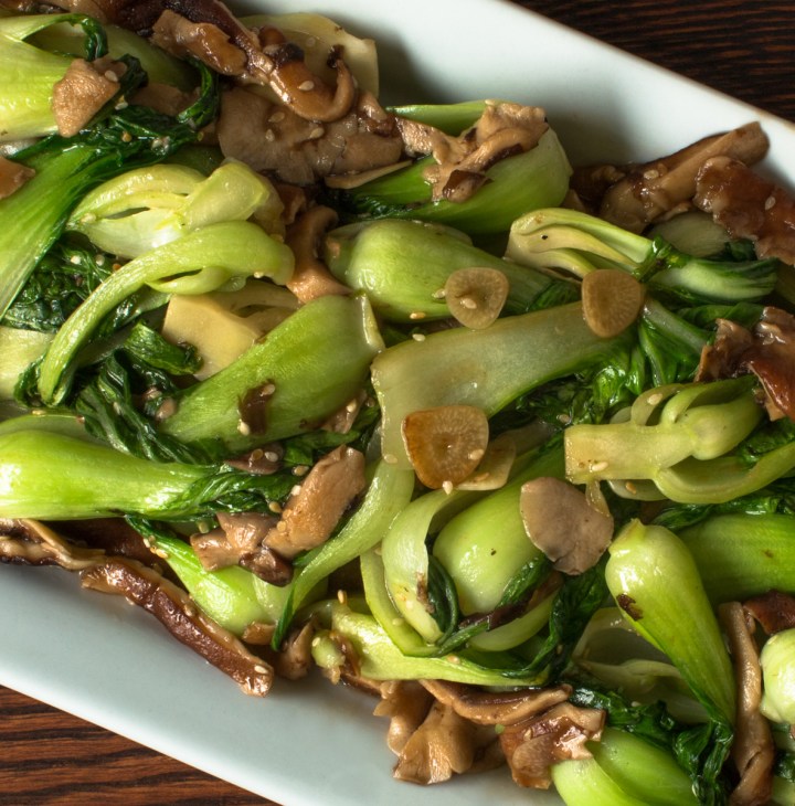 baby-bok-choy-and-shitake-mushrooms-in-oyster-sauce-2023-2