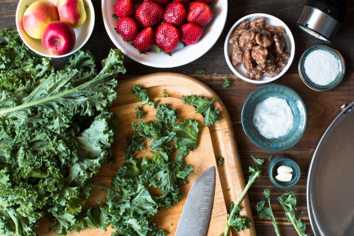 miz-for-green-kale-sauteed-in-coconut-oil-with-fresh-strawberries-lady-apples-and-candied-walnuts-4366-2