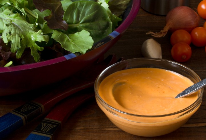 cherry-tomato-vinaigrette-with-mixed-baby-greens-lr-6889